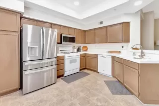 Photo #6: OC25081030 Listing 