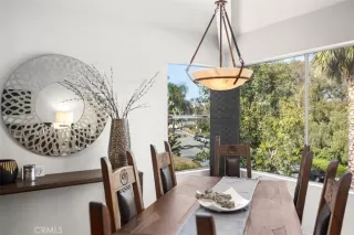 Photo #4: OC25081430 Listing