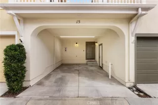 Photo #2: OC25081538 Listing 