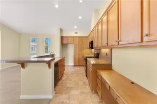 Photo #6: OC25081538 Listing 