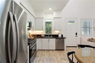 Photo #5: OC25082180 Listing 