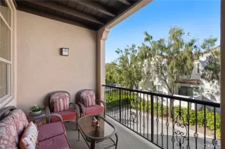 Photo #6: OC25082369 Listing