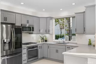 Photo #6: OC25083301 Listing 