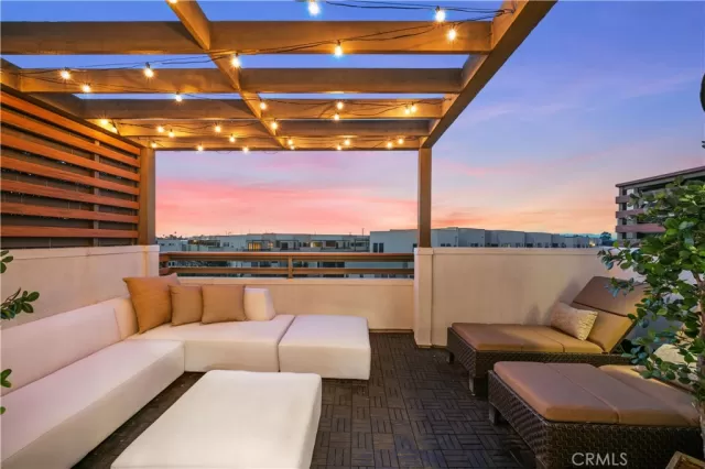 MLS: OC25083317 Condo For Sale