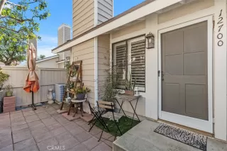 Photo #2: OC25083809 Listing