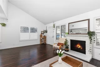 Photo #6: OC25083809 Listing