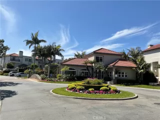 Photo #2: OC25084005 Listing