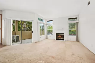 Photo #4: OC25084495 Listing