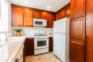 Photo #3: OC25084968 Listing 