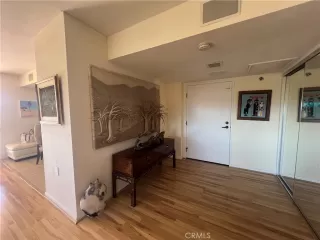 Photo #4: OC25085202 Listing