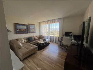 Photo #5: OC25085202 Listing