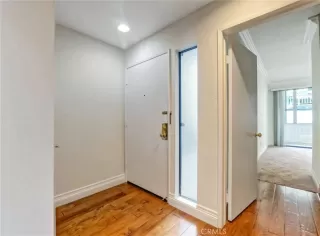 Photo #5: OC25085503 Listing 