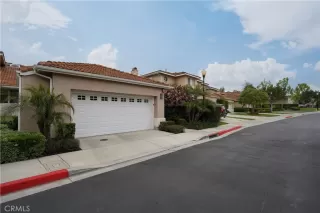 Photo #3: OC25085721 Listing