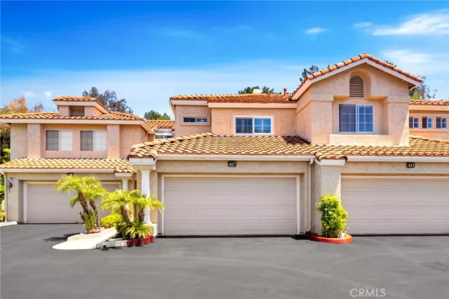 MLS: OC25085774 Condo For Sale