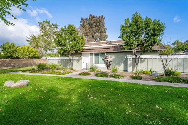 MLS: OC25086123 Condo For Sale