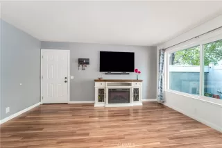 Photo #2: OC25086123 Listing