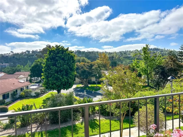 MLS: OC25086127 Condo For Sale