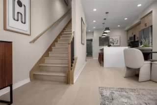 Photo #6: OC25086324 Listing