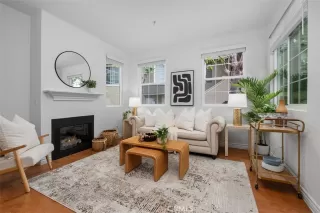 Photo #5: OC25086513 Listing 