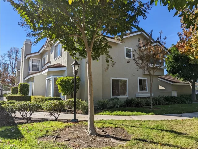 MLS: OC25086715 Condo For Sale