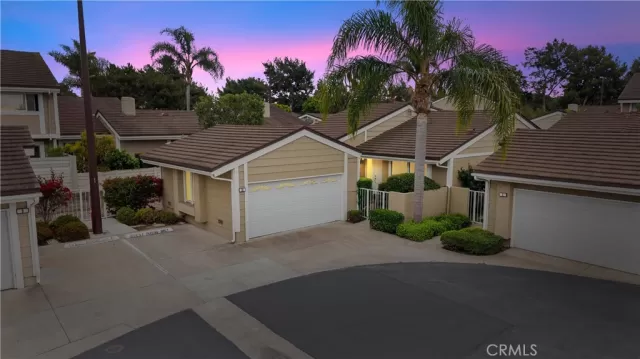 MLS: OC25086741 Condo For Sale