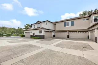 Photo #3: OC25087079 Listing 