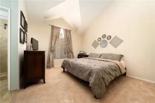 Photo #3: OC25087167 Listing