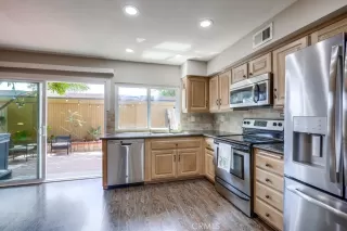 Photo #3: OC25087223 Listing 