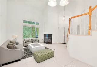 Photo #3: OC25087300 Listing 