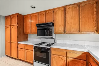 Photo #6: OC25087300 Listing 