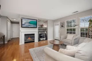 Photo #4: OC25087411 Listing 