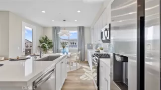 Photo #2: OC25087482 Listing