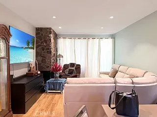 Photo #4: OC25087725 Listing 