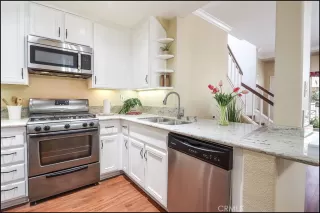 Photo #4: OC25087746 Listing 