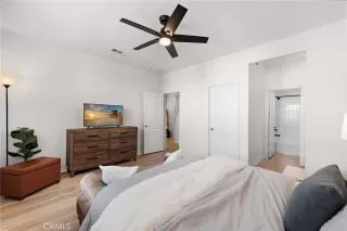 Photo #5: OC25087784 Listing