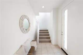 Photo #2: OC25088278 Listing 