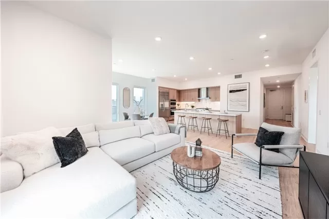 MLS: OC25088339 Condo For Sale