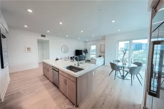 Photo #6: OC25088339 Listing 