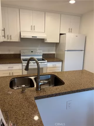 Photo #5: OC25088694 Listing 