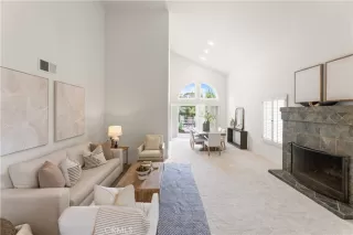 Photo #4: OC25088725 Listing 