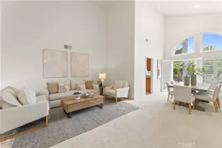 Photo #5: OC25088725 Listing 