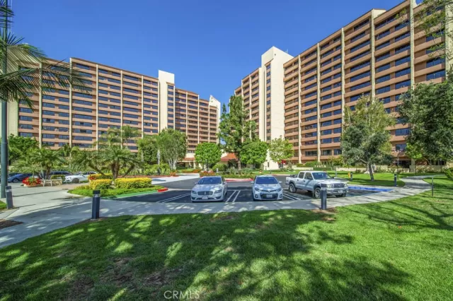 MLS: OC25088881 Condo For Sale