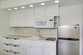 Photo #6: OC25088881 Listing