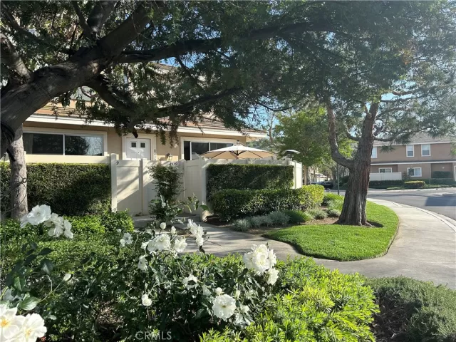 MLS: OC25089386 Condo For Sale