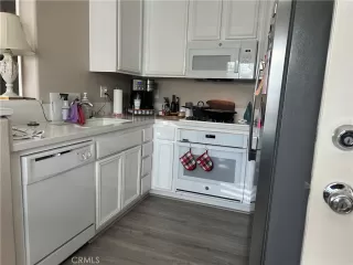 Photo #4: OC25089386 Listing 