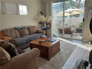 Photo #6: OC25089386 Listing 