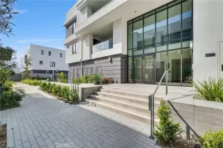 Photo #2: OC25089843 Listing