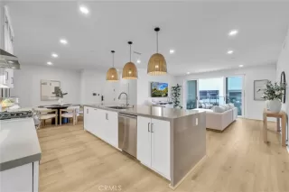 Photo #4: OC25089843 Listing