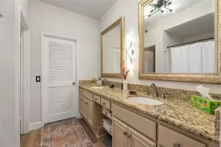 Photo #5: OC25089907 Listing 