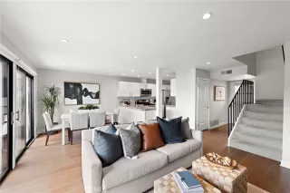 Photo #4: OC25090354 Listing 